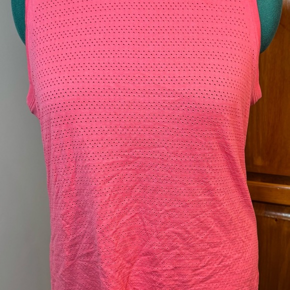 EUC - Lululemon Breeze By Muscle Tank II - Size 12 - Picture 7 of 8